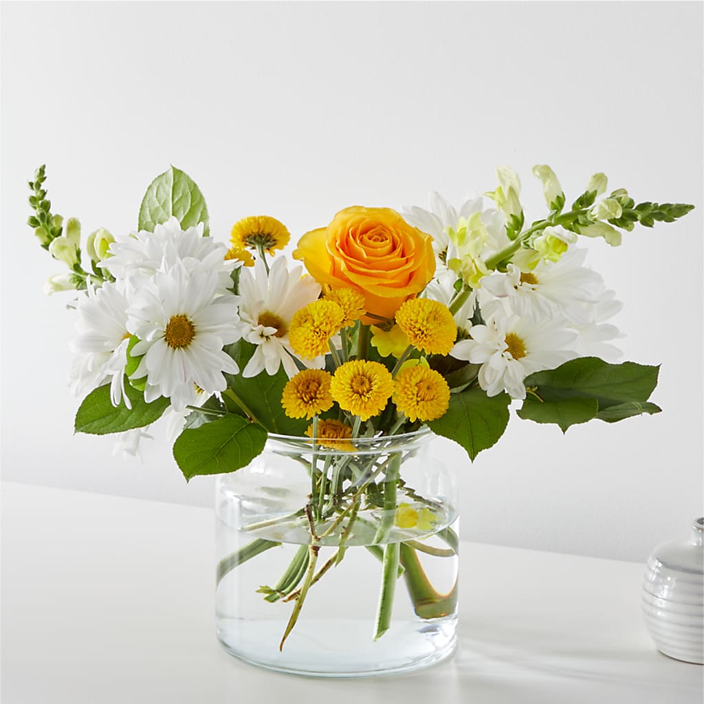 Sun Salutation Bouquet – Naugatuck Florist, Naugatuck CT