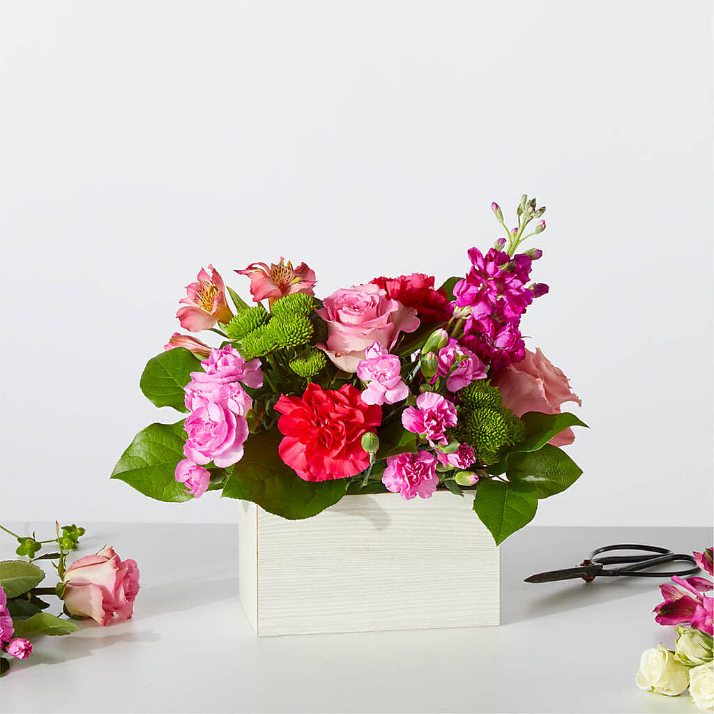 Sweetberry Box – A Florist Original – Naugatuck Florist, Naugatuck CT