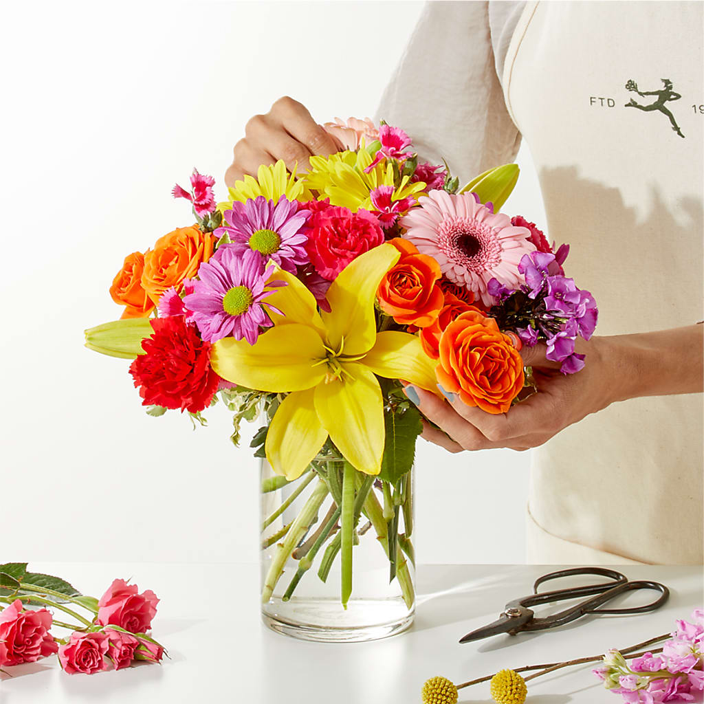 Cue the Confetti - A Florist Original – Naugatuck Florist, Naugatuck CT