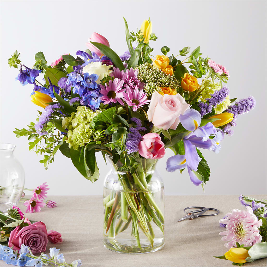 Pastel Tradition - A Florist Original – Naugatuck Florist, Naugatuck CT