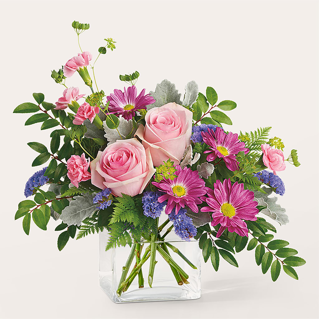 Starlet Bouquet – Naugatuck Florist, Naugatuck CT