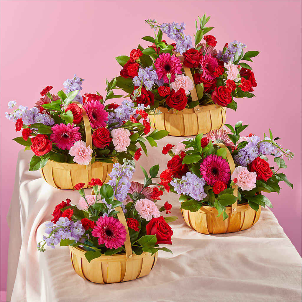 Pink Picnic Basket – Naugatuck Florist, Naugatuck CT