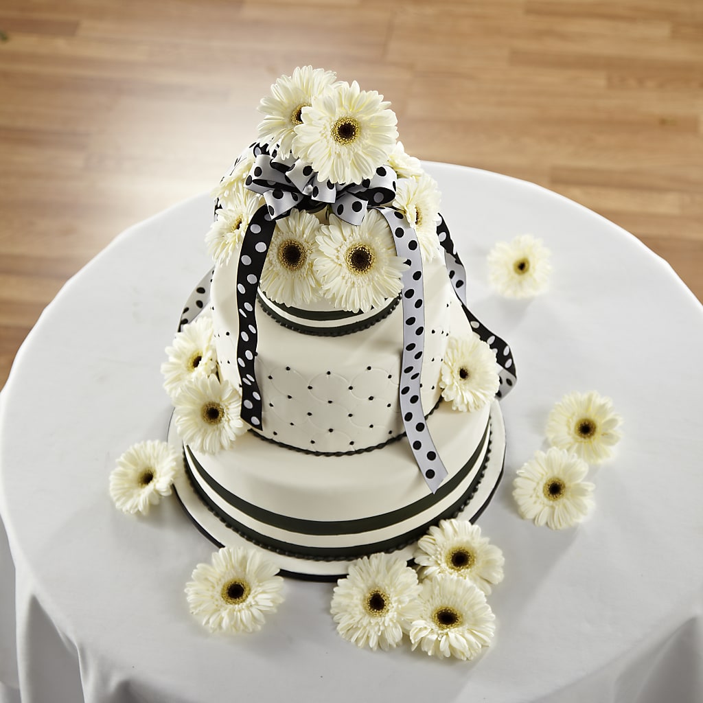 Simple Sophistication Cake Décor – Naugatuck Florist, Naugatuck CT