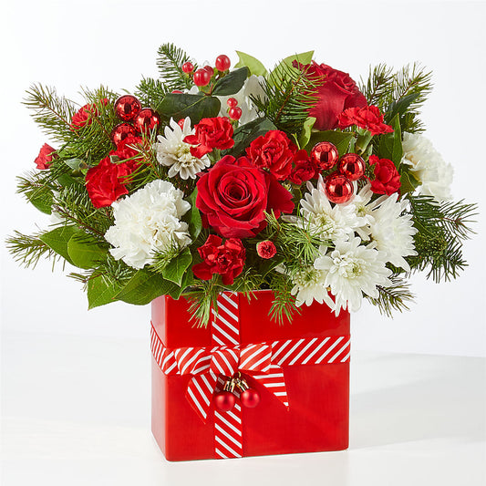 Presents Under the Tree Bouquet –  Naugatuck Florist, Naugatuck CT