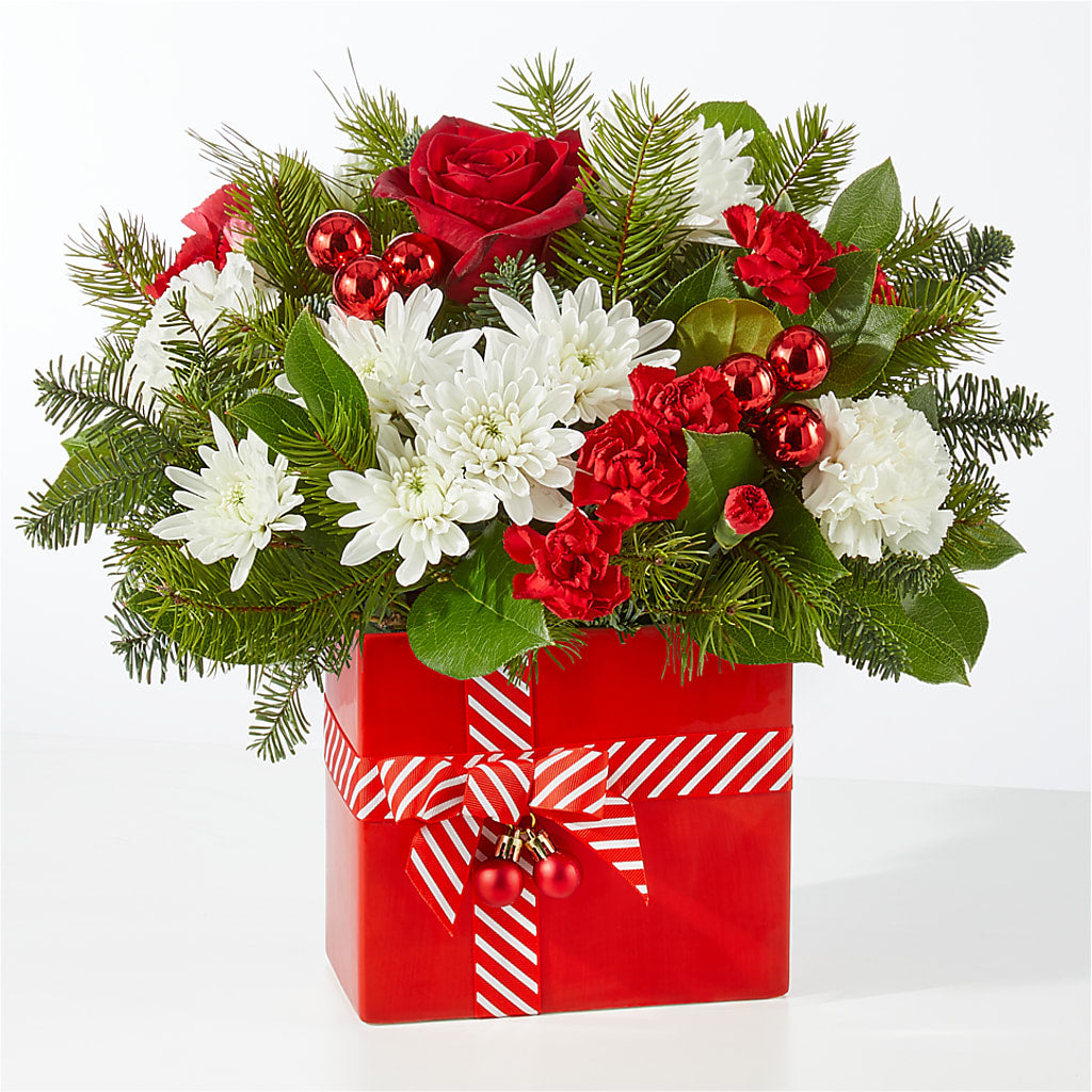 Presents Under the Tree Bouquet –  Naugatuck Florist, Naugatuck CT