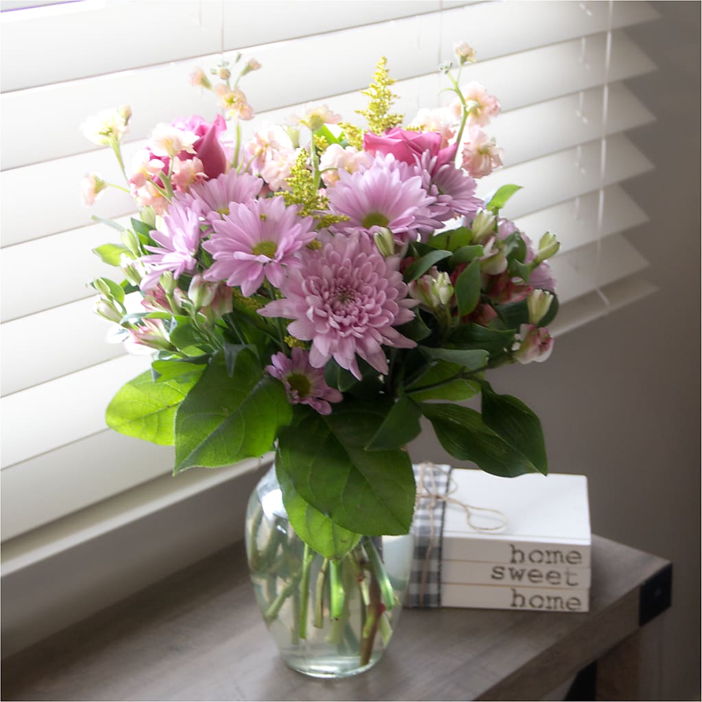 Pastel Tradition - A Florist Original –  Naugatuck Florist, Naugatuck CT
