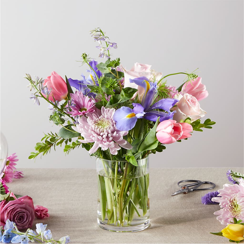 Pastel Tradition - A Florist Original –  Naugatuck Florist, Naugatuck CT