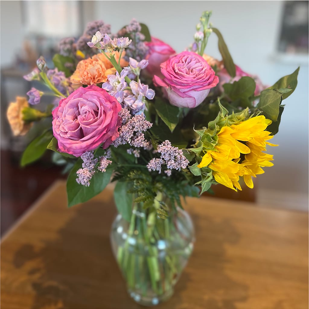 Yellow Brick Road Bouquet –  Naugatuck Florist, Naugatuck CT