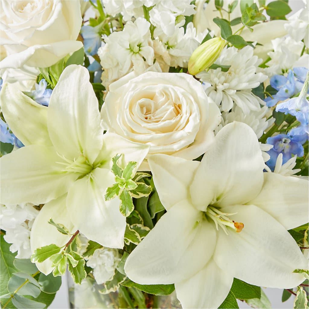 Peace of Mind Bouquet –  Naugatuck Florist, Naugatuck CT