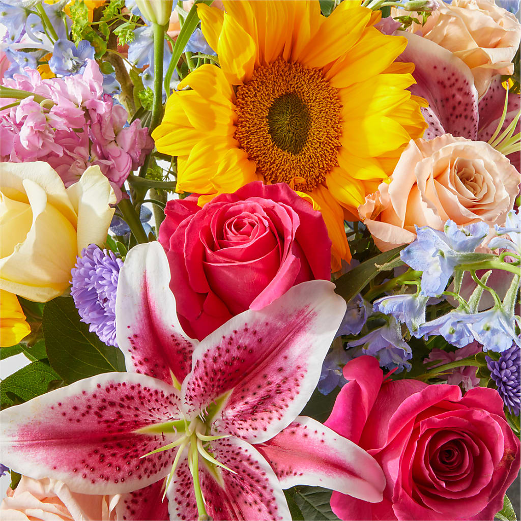 Dreamy Meadows Bouquet –  Naugatuck Florist, Naugatuck CT