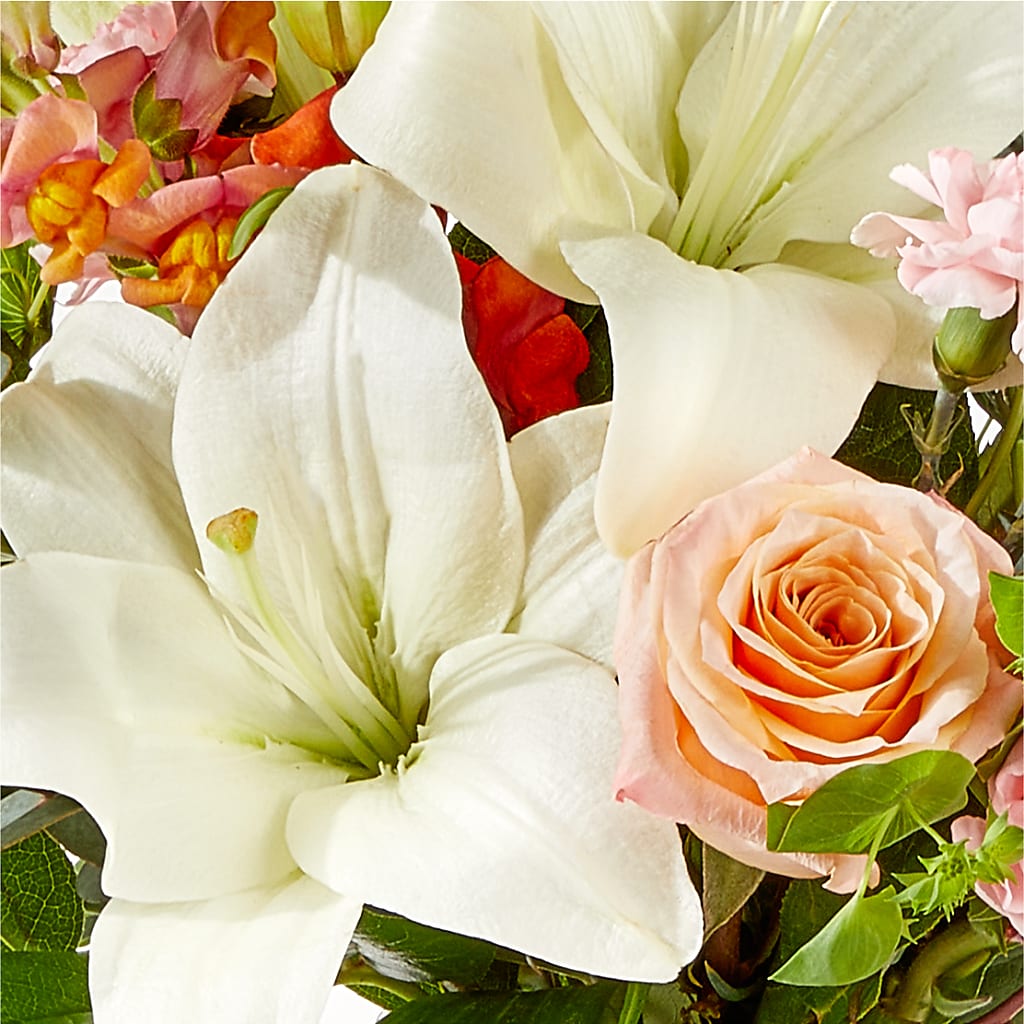 Grapefruit Splash Bouquet –  Naugatuck Florist, Naugatuck CT
