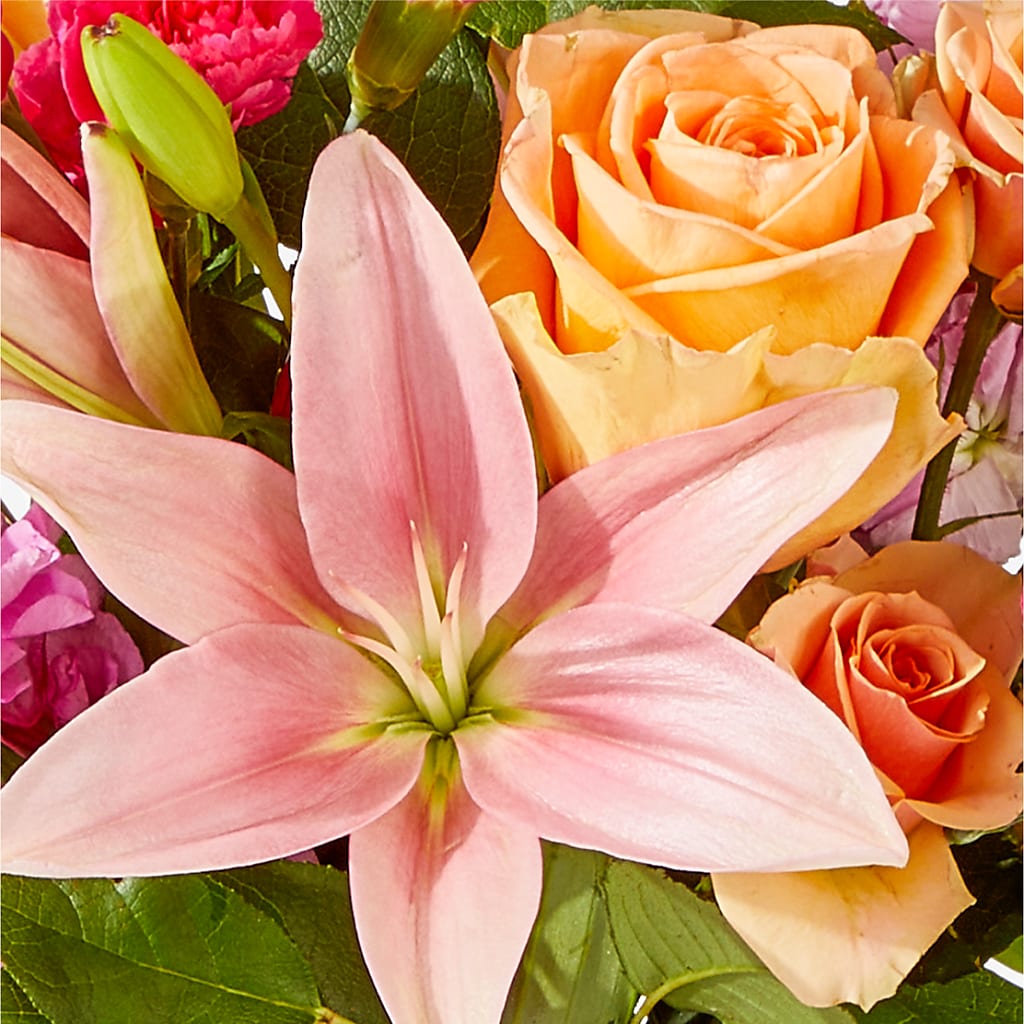 Bisous Bouquet –  Naugatuck Florist, Naugatuck CT