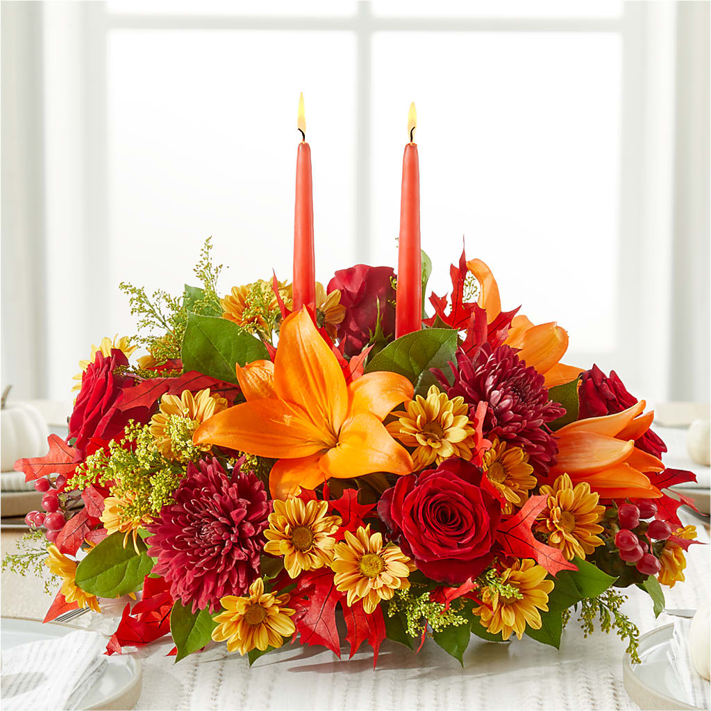 Autumn's Embrace Centerpiece –  Naugatuck Florist, Naugatuck CT