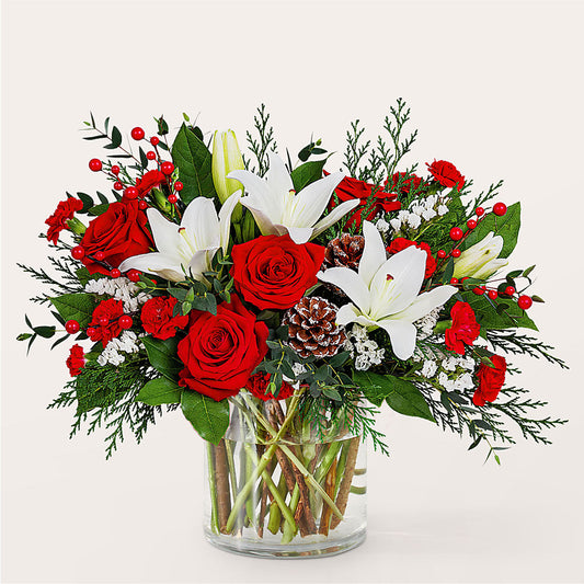 Best in Snow Bouquet –  Naugatuck Florist, Naugatuck CT