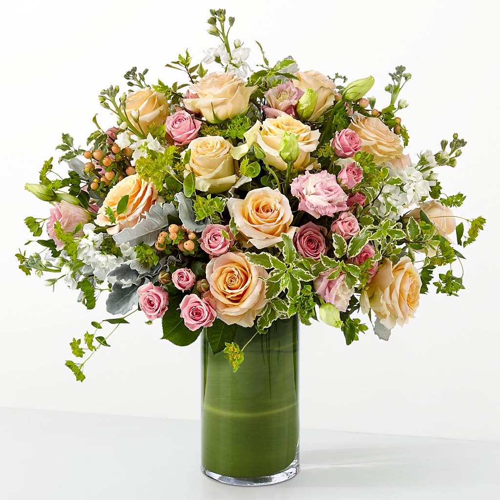 The Glamour Shot –  Naugatuck Florist, Naugatuck CT